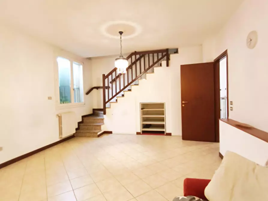 Immagine 21 di Attico in vendita  in Via Tolara di Sotto a Ozzano Dell'emilia