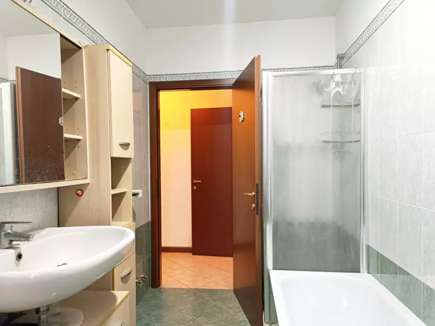 Immagine 29 di Attico in vendita  in Via Tolara di Sotto a Ozzano Dell'emilia