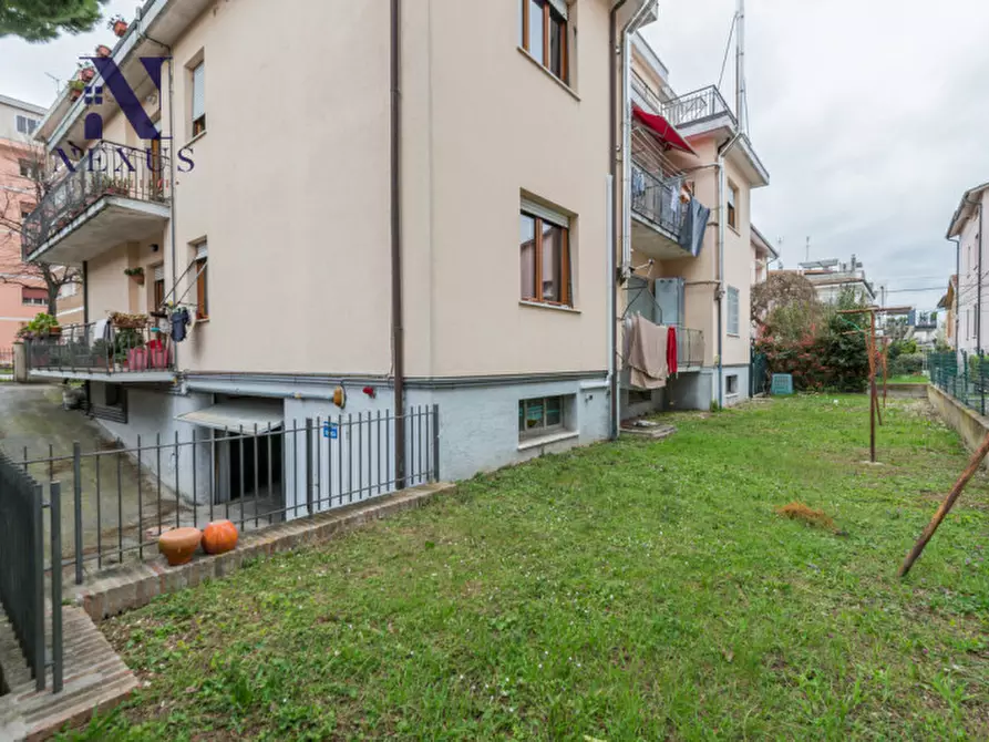 Immagine 33 di Appartamento in vendita  in Via Ludovico Ariosto a Fano