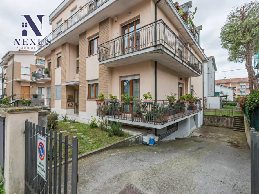 Immagine 36 di Appartamento in vendita  in Via Ludovico Ariosto a Fano