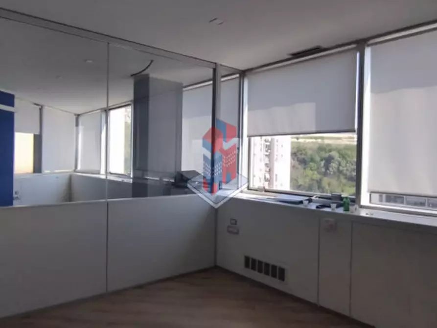 Immagine 28 di Ufficio in vendita  in CENTRO POLIFUNZIONALE INAIL-VENDESI UFFICIO a Napoli