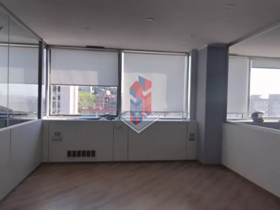 Immagine 31 di Ufficio in vendita  in CENTRO POLIFUNZIONALE INAIL-VENDESI UFFICIO a Napoli