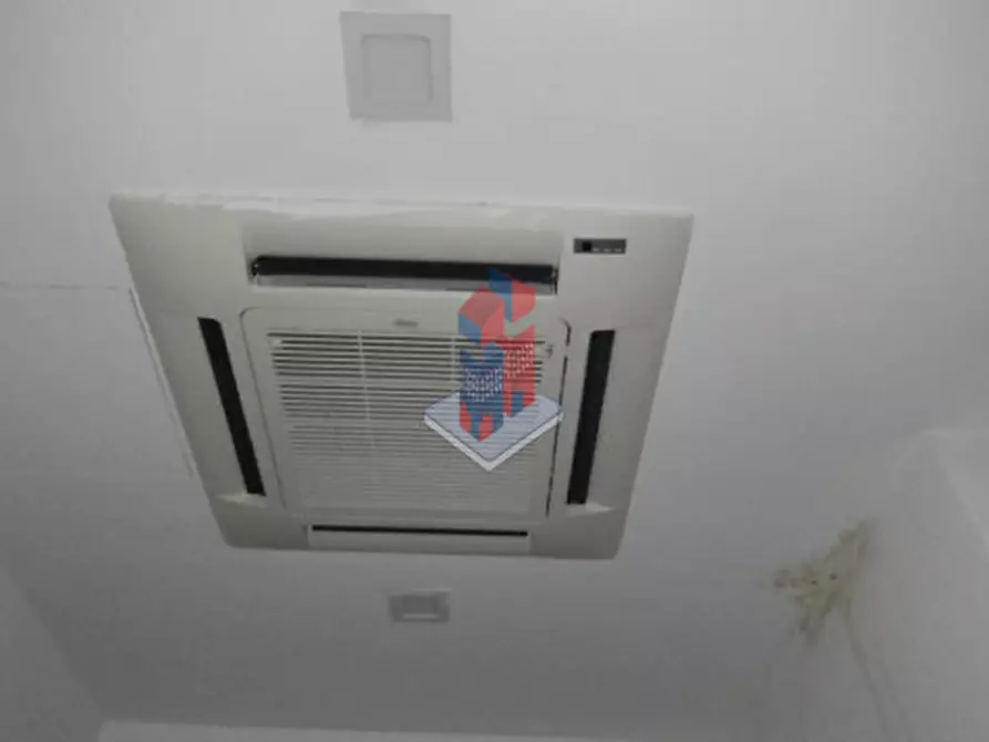 Immagine 46 di Ufficio in vendita  in CENTRO POLIFUNZIONALE INAIL-VENDESI UFFICIO a Napoli