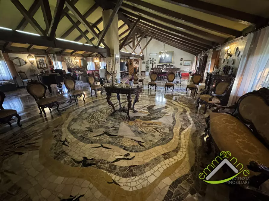 Immagine 7 di Villa in vendita  in Via Sandro Pertini a Mirano