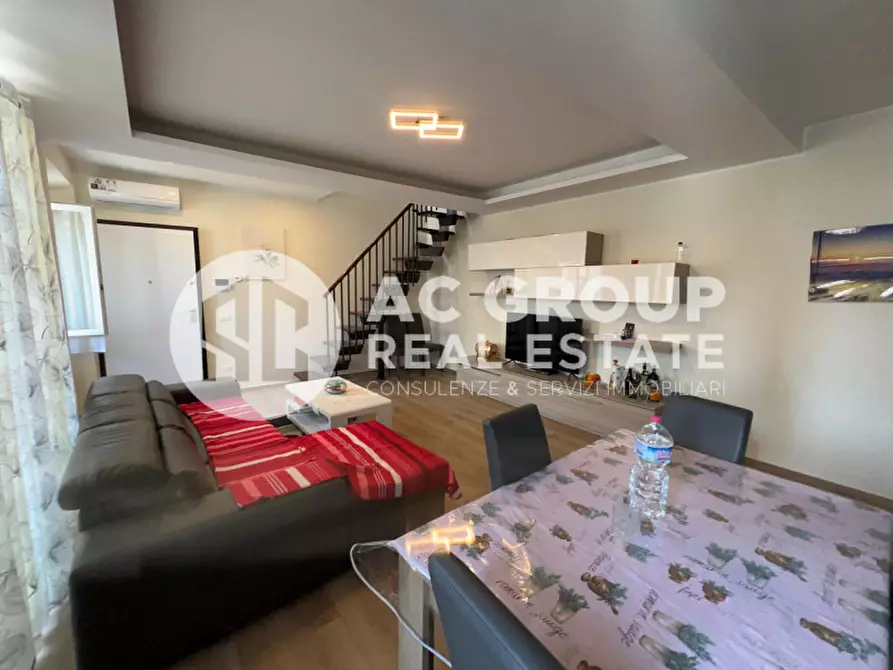 Immagine 4 di Appartamento in vendita  in Via Gian Battista Grassi a Rovellasca