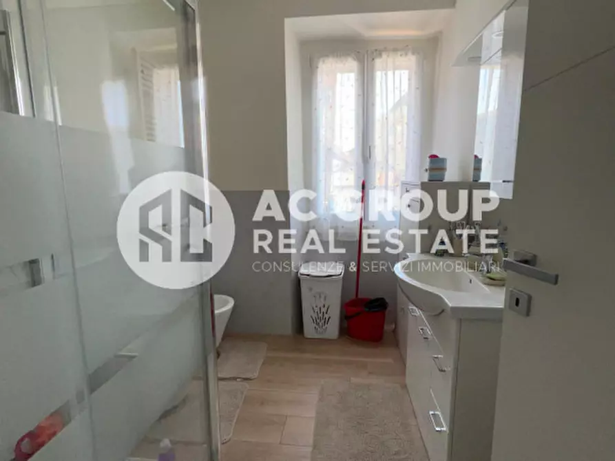 Immagine 5 di Appartamento in vendita  in Via Gian Battista Grassi a Rovellasca