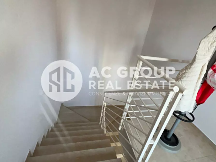 Immagine 8 di Appartamento in vendita  in Via Gian Battista Grassi a Rovellasca