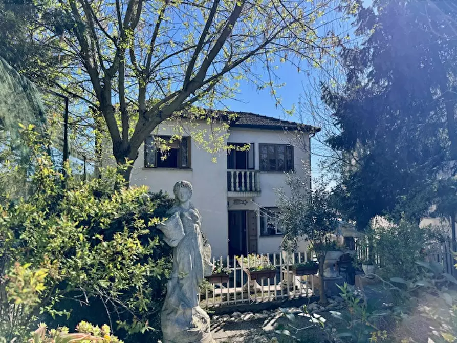 Immagine 1 di Casa indipendente in vendita  a Castelguglielmo