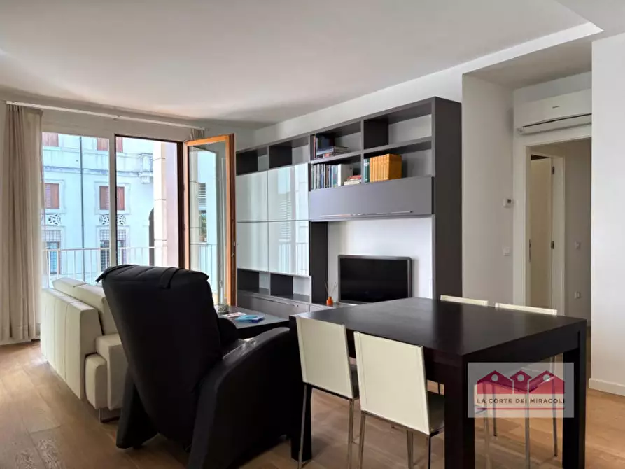 Immagine 1 di Appartamento in vendita  in Contra' Porti a Vicenza