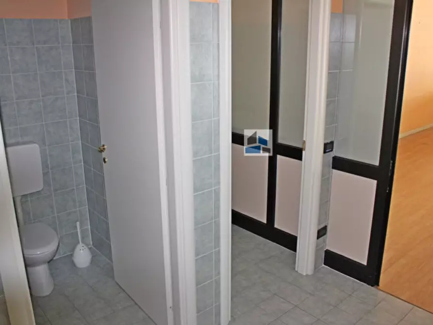 Immagine 8 di Laboratorio in affitto  in Via Antonio Pacinotti a Santa Maria Di Sala