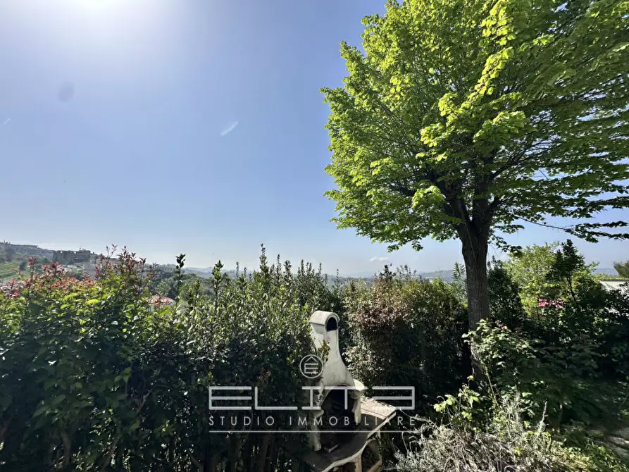 Immagine 17 di Appartamento in vendita  in CAGLI a Ancona