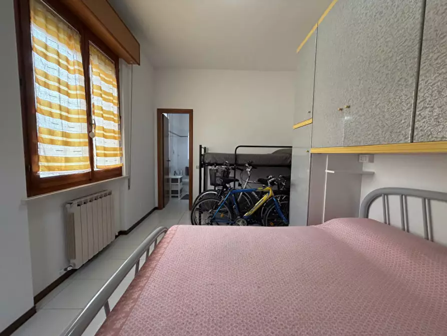 Immagine 9 di Appartamento in vendita  a Senigallia