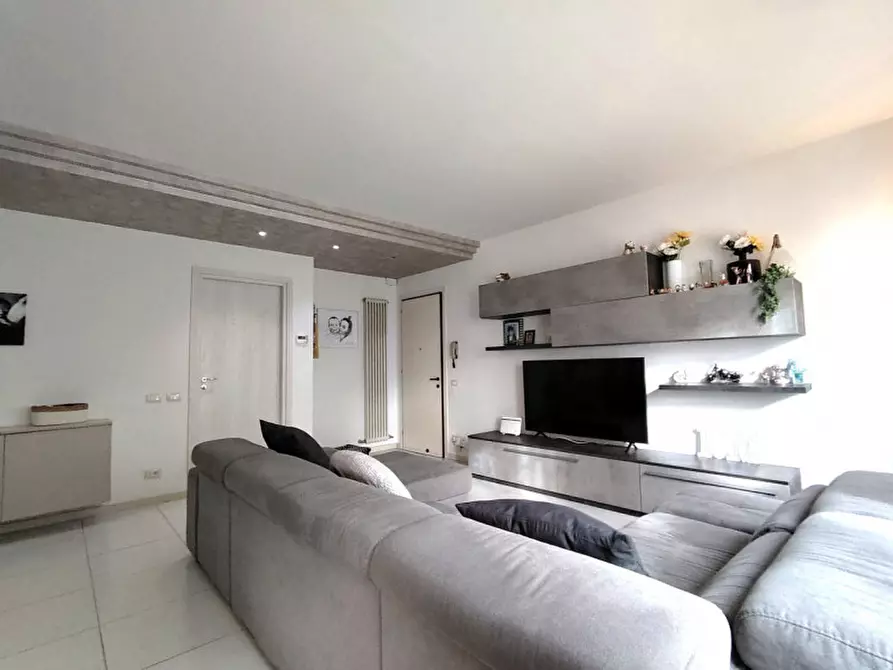 Immagine 8 di Appartamento in vendita  in Via Guglielmo Marconi a Thiene