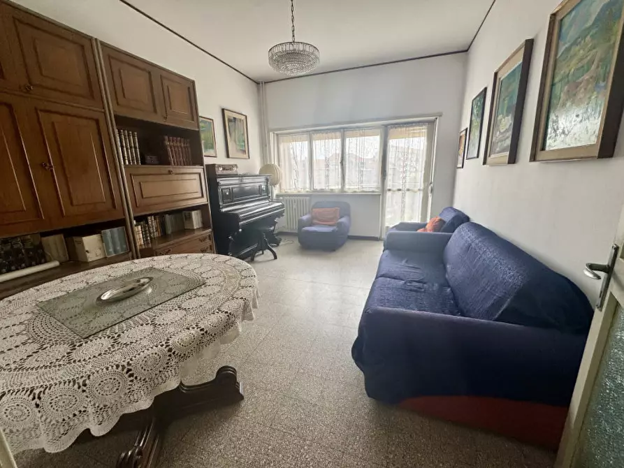 Immagine 4 di Appartamento in vendita  in Corso Sebastopoli 273 a Torino