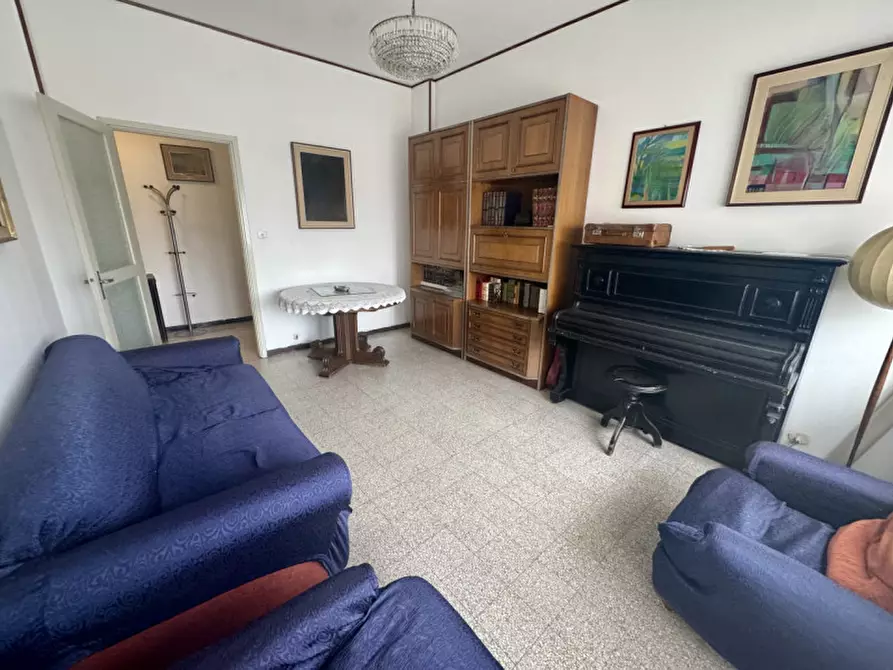Immagine 5 di Appartamento in vendita  in Corso Sebastopoli 273 a Torino