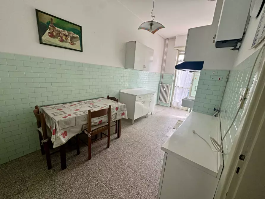 Immagine 7 di Appartamento in vendita  in Corso Sebastopoli 273 a Torino