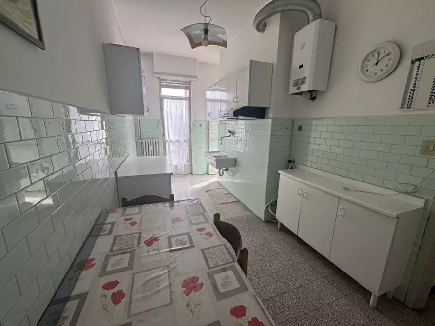 Immagine 8 di Appartamento in vendita  in Corso Sebastopoli 273 a Torino