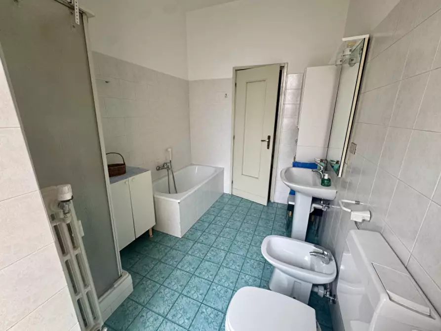 Immagine 16 di Appartamento in vendita  in Corso Sebastopoli 273 a Torino