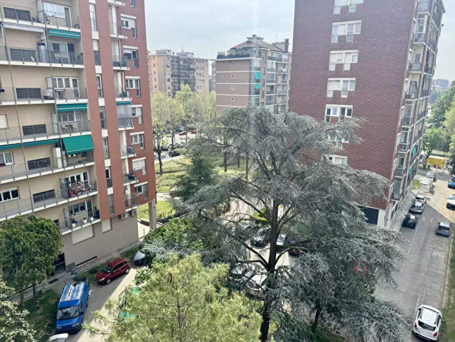 Immagine 19 di Appartamento in vendita  in Corso Sebastopoli 273 a Torino