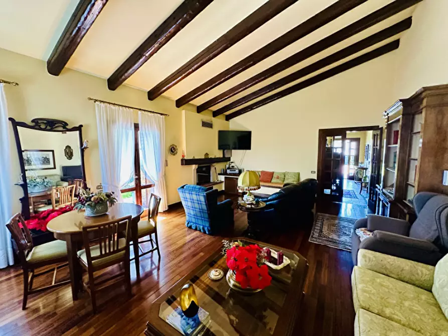 Immagine 1 di Casa indipendente in vendita  in Via Monteferro a Pianezze