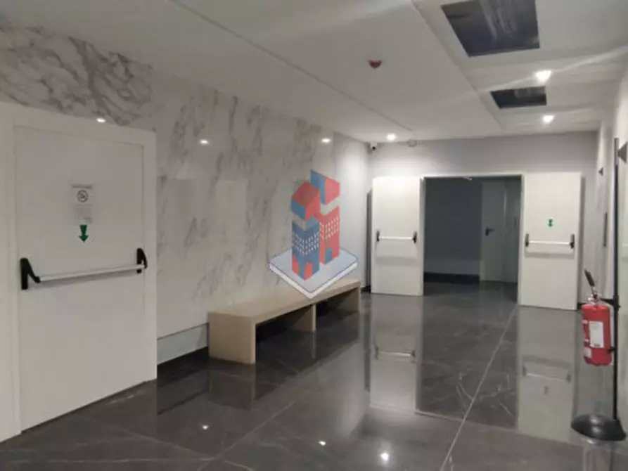 Immagine 11 di Ufficio in affitto  in CENTRO POLIFUNZIONALE INAIL - FITTASI UFFICIO a Napoli