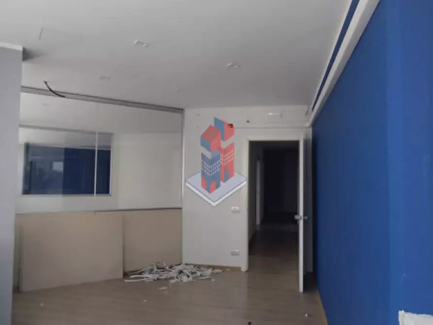 Immagine 26 di Ufficio in affitto  in CENTRO POLIFUNZIONALE INAIL - FITTASI UFFICIO a Napoli
