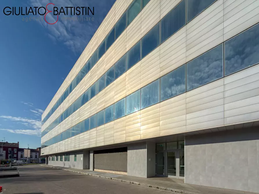 Immagine 7 di Ufficio in vendita  in Via Enrico Fermi a Vicenza