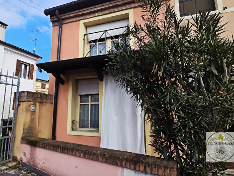 Immagine 2 di Villetta a schiera in vendita  in via pilastro a Este