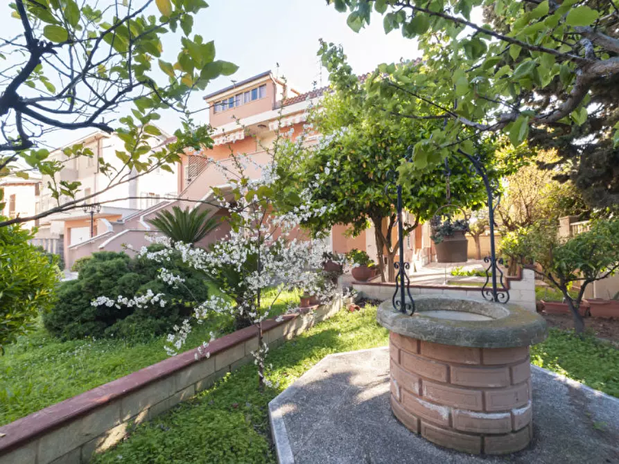 Immagine 5 di Casa indipendente in vendita  in VIA F. BARNABEI a Pescara