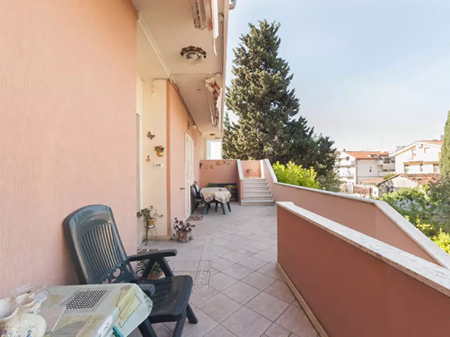 Immagine 10 di Casa indipendente in vendita  in VIA F. BARNABEI a Pescara