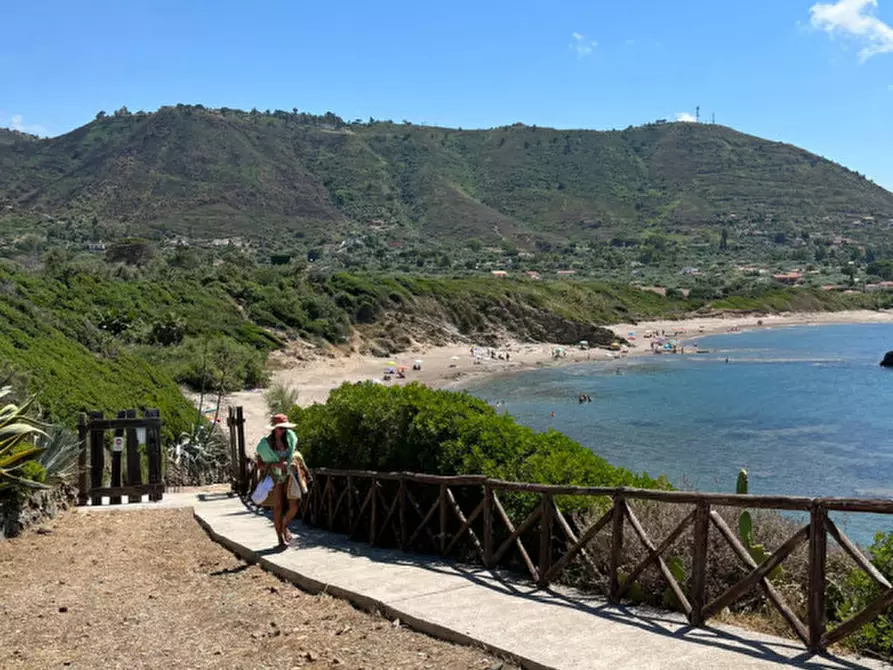 Immagine 6 di Villa in affitto  in baia dei 7 emiri a Cefalù