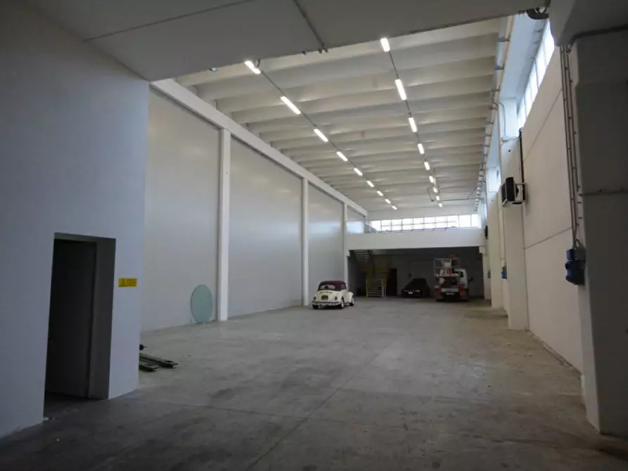 Immagine 3 di Capannone industriale in affitto  in Viale dell'Artigianato a Vigonza