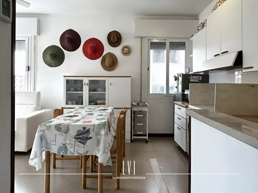 Immagine 7 di Appartamento in vendita  in Via Giuseppe Verdi 140 a Jesolo