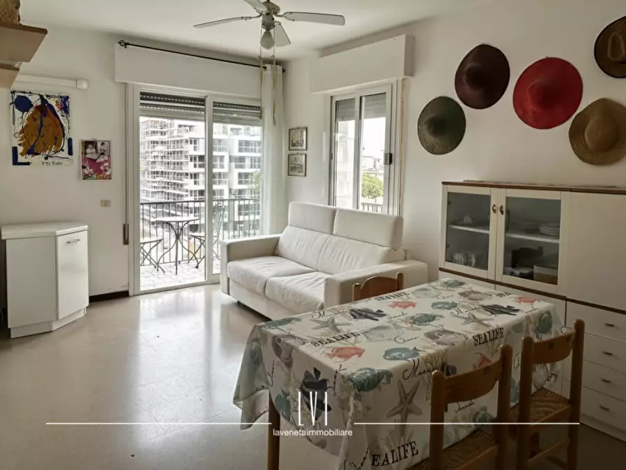 Immagine 9 di Appartamento in vendita  in Via Giuseppe Verdi 140 a Jesolo