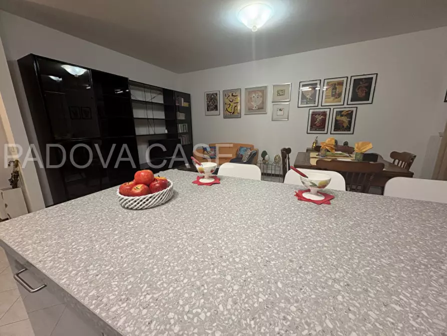 Immagine 3 di Appartamento in vendita  in via verona 12 a Albignasego