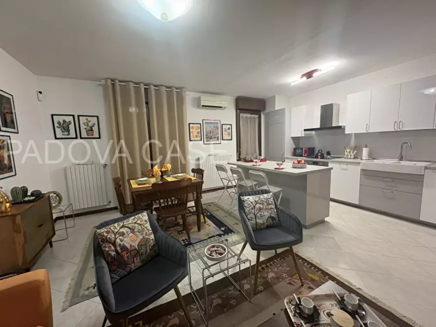 Immagine 6 di Appartamento in vendita  in via verona 12 a Albignasego