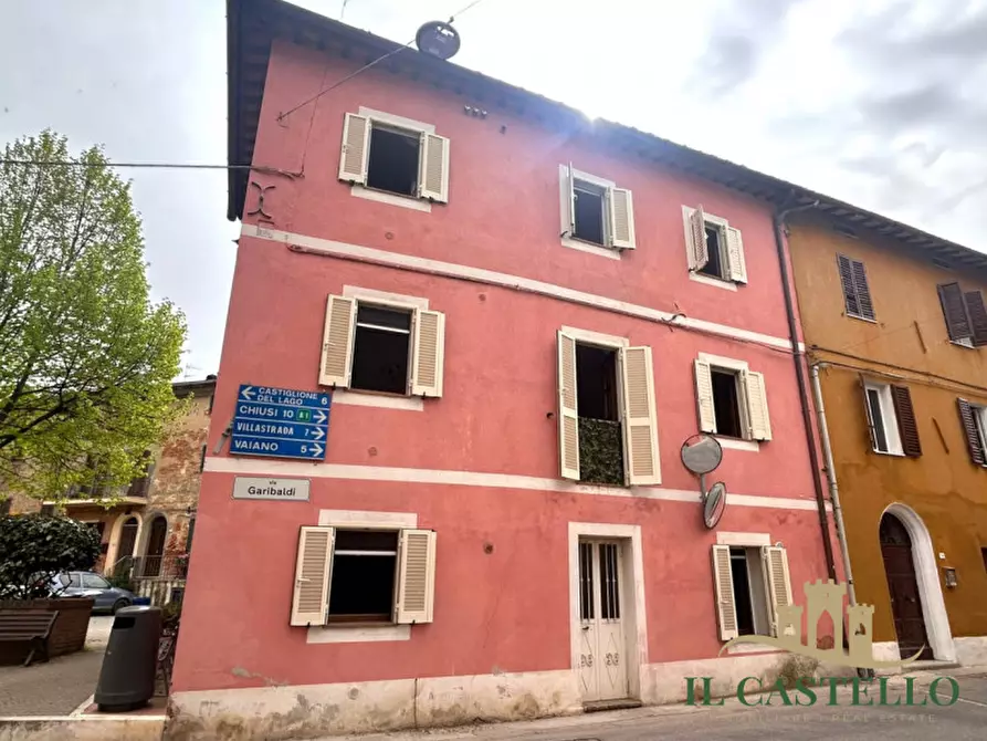 Immagine 1 di Villetta a schiera in vendita  a Castiglione Del Lago