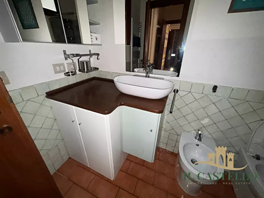 Immagine 8 di Villetta a schiera in vendita  a Castiglione Del Lago