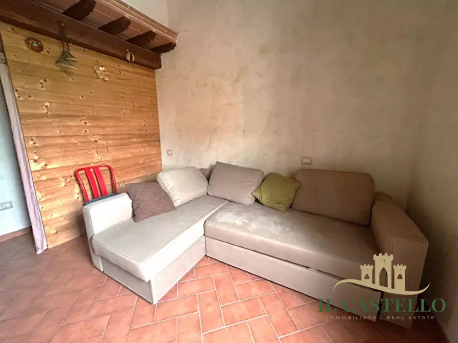 Immagine 10 di Villetta a schiera in vendita  a Castiglione Del Lago