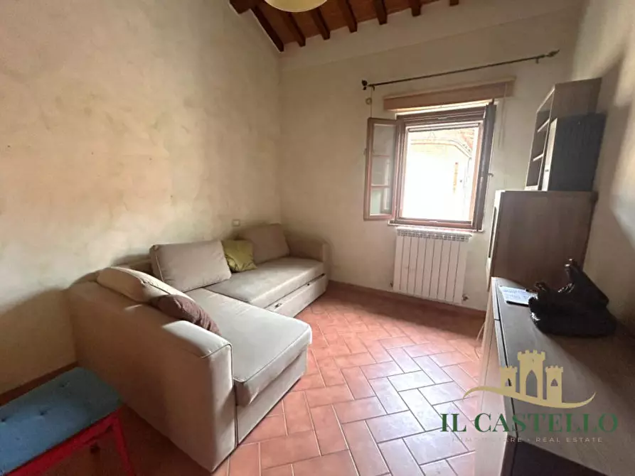 Immagine 11 di Villetta a schiera in vendita  a Castiglione Del Lago