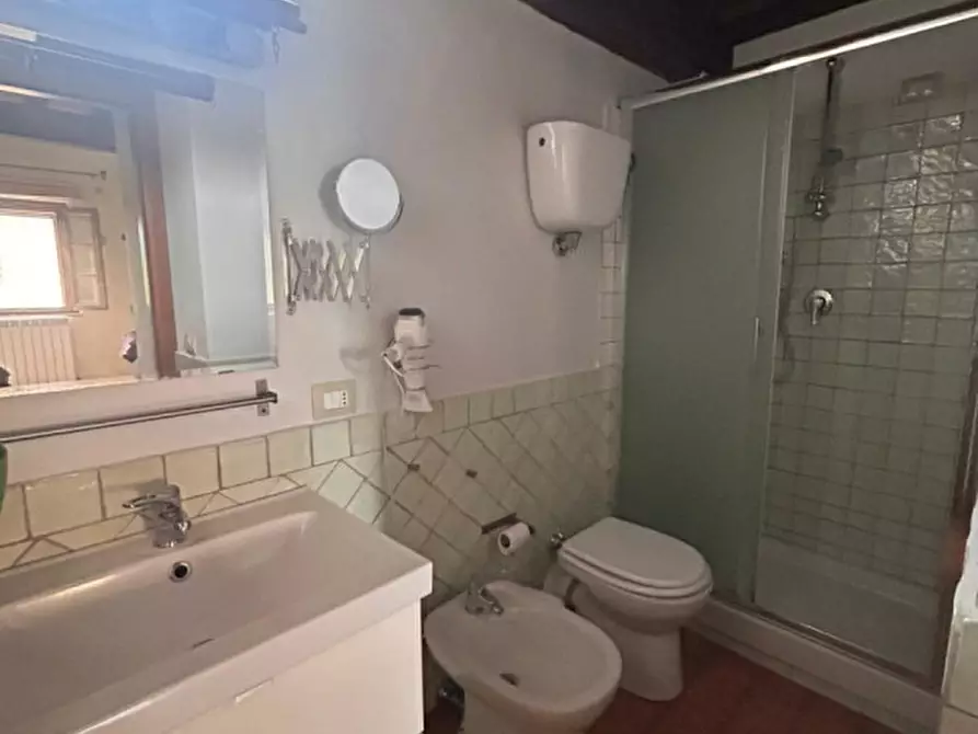 Immagine 22 di Villetta a schiera in vendita  a Castiglione Del Lago