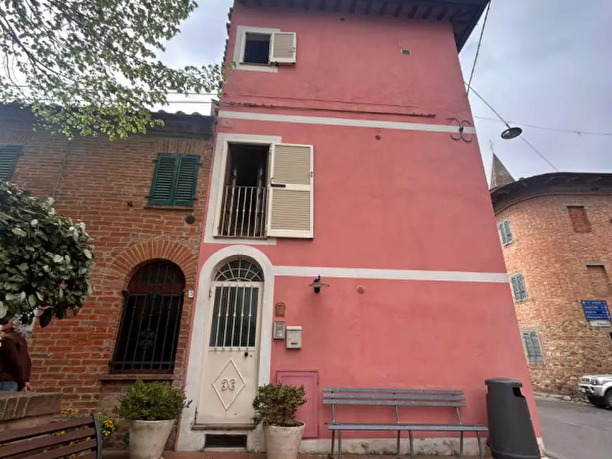 Immagine 34 di Villetta a schiera in vendita  a Castiglione Del Lago