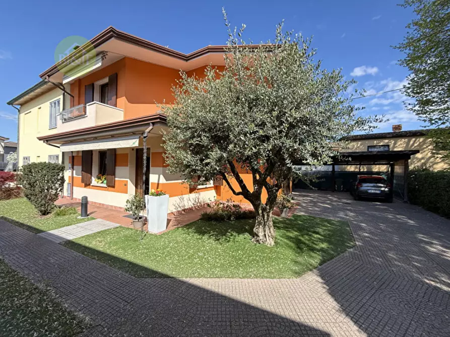 Immagine 1 di Casa bifamiliare in vendita  in via F. Bonvicini 33 a Legnago