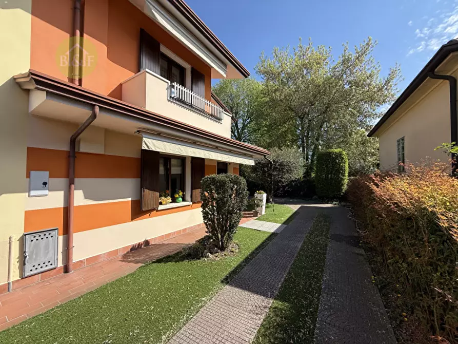 Immagine 2 di Casa bifamiliare in vendita  in via F. Bonvicini 33 a Legnago