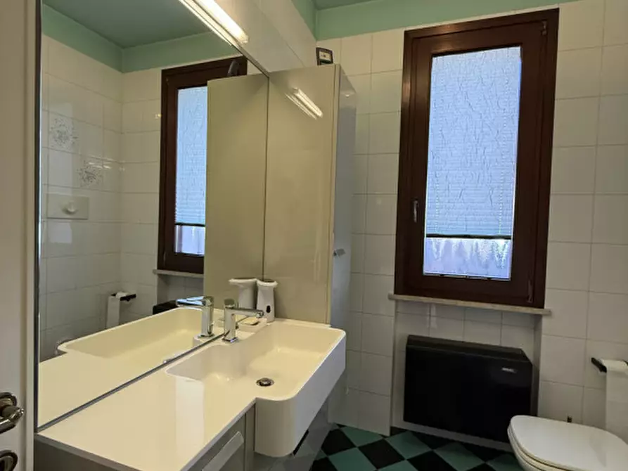 Immagine 13 di Casa bifamiliare in vendita  in via F. Bonvicini 33 a Legnago