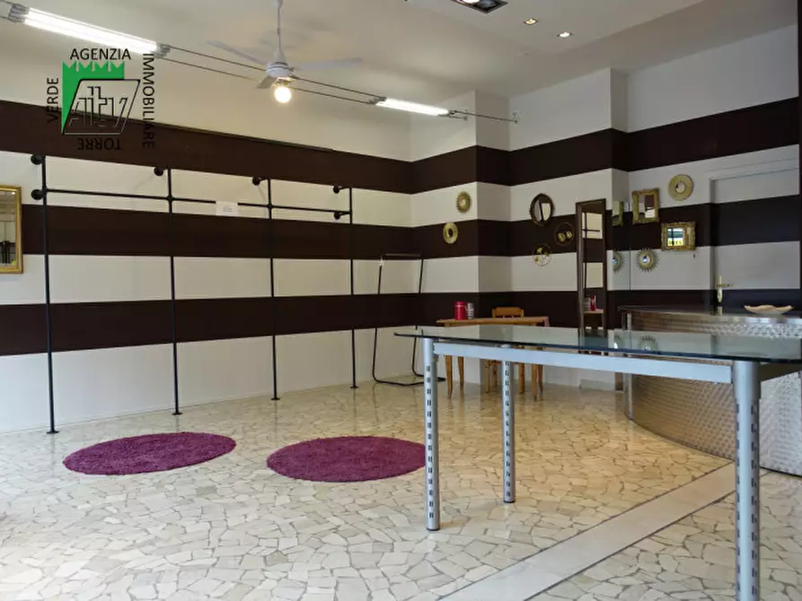 Immagine 3 di Negozio in affitto  in Mezzolombardo via Arturo de Varda a Mezzolombardo