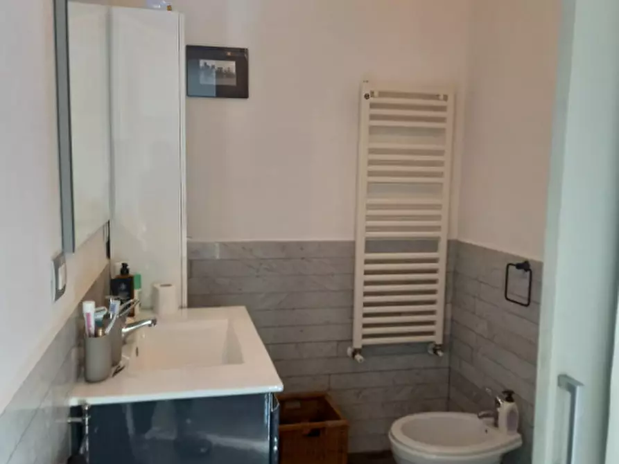 Immagine 15 di Casa indipendente in vendita  in via amedeo a Castiglione Del Lago