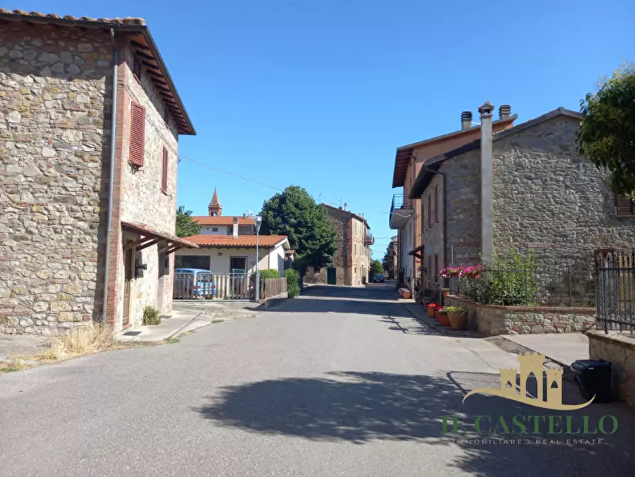 Immagine 20 di Casa indipendente in vendita  in via amedeo a Castiglione Del Lago
