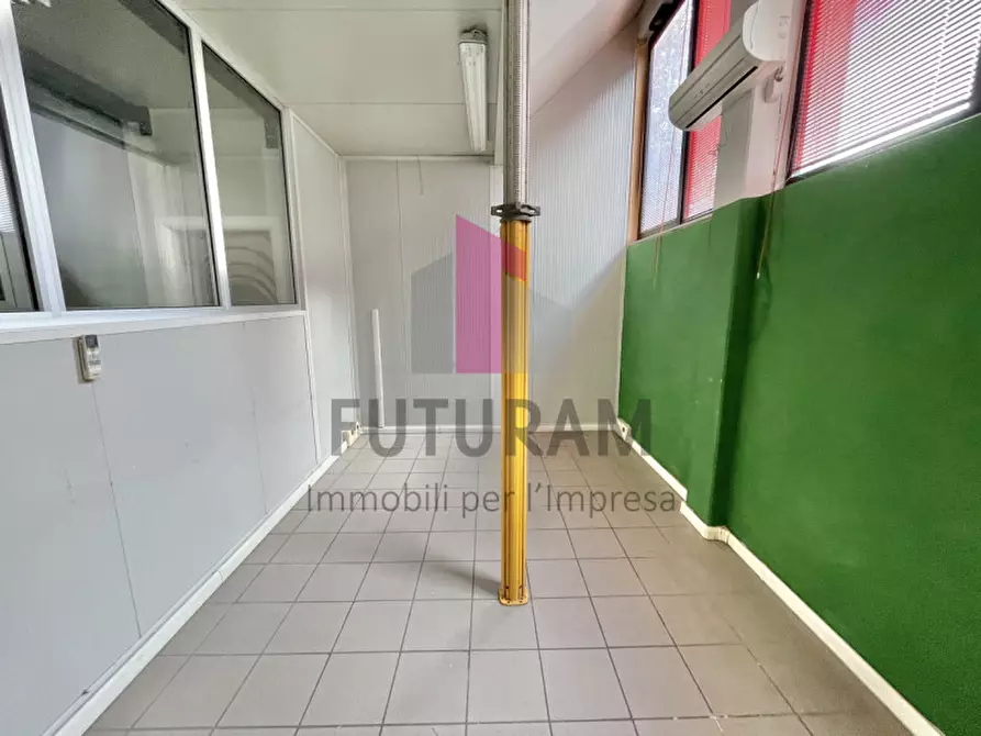 Immagine 31 di Capannone industriale in affitto  in Viale dell'Industria, 10 a Vicenza