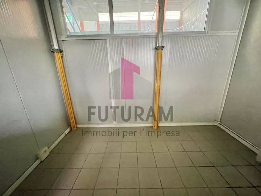 Immagine 33 di Capannone industriale in affitto  in Viale dell'Industria, 10 a Vicenza